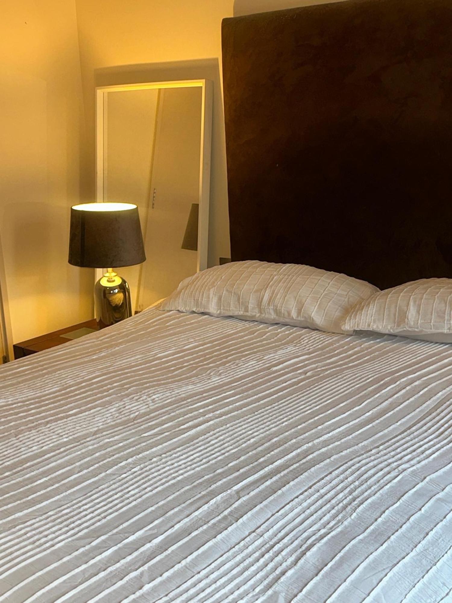 The Skyline Square Flat Close To Paddington Station Appartamento